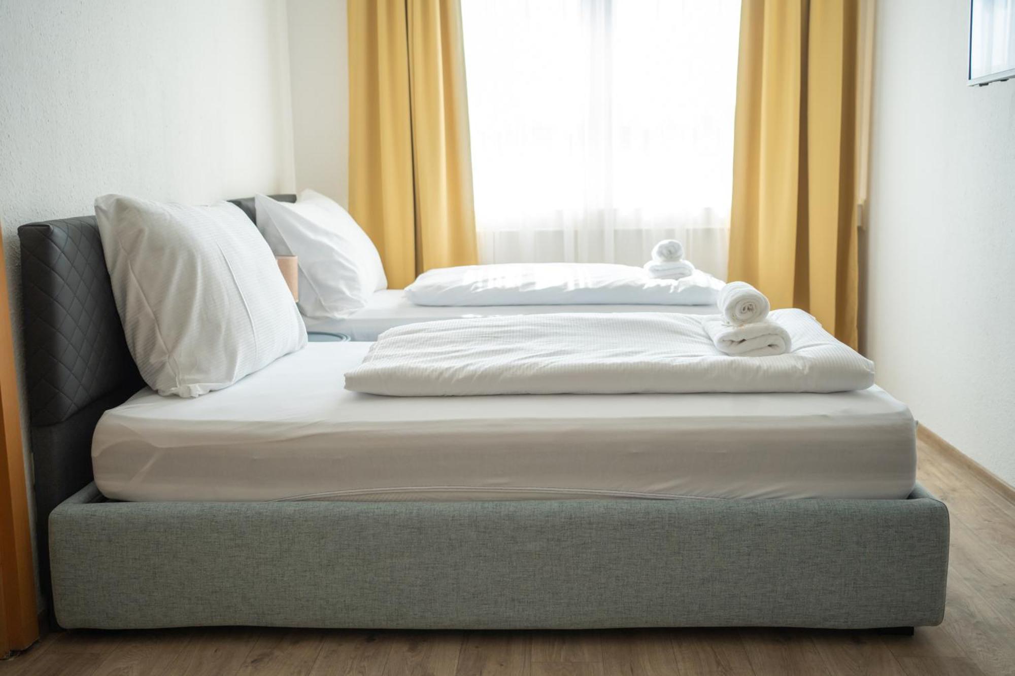 Hotel Parkview รุมบวร์ก ภายนอก รูปภาพ